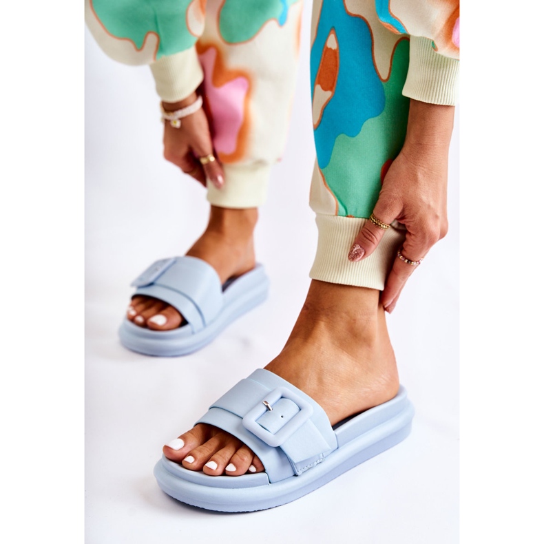 Damtofflor med ett spänne Blå Devia 1