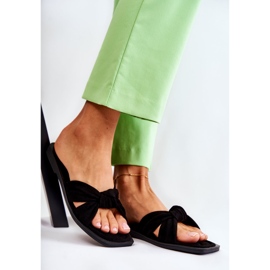 PG1 Moderiktiga svarta tofflor i mocka för kvinnor Lorrie 1