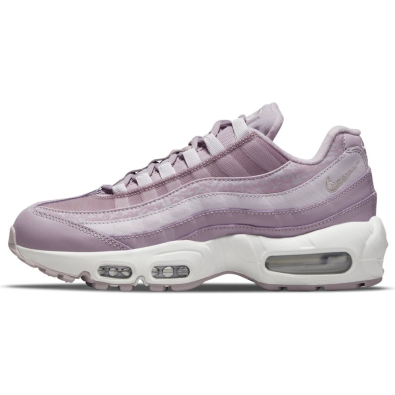 Nike Air Max 95 W DC9474-500 purpur 1