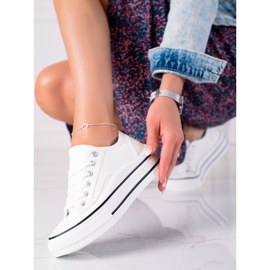 SHELOVET Sneakers på plattformen vit 1