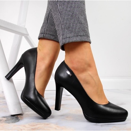 Pumpar på plattformen mattsvart Sergio Leone 2