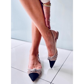 Chanel Taylor Beige ballerinor 1