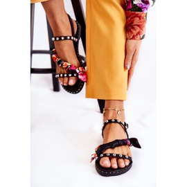 PG1 Damsandaler med Mataro svarta ornament 2