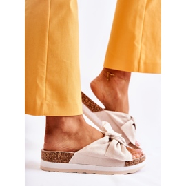 PG1 Tofflor på den beige så bekväma plattformen 2