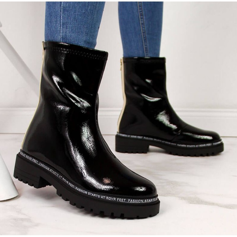 BM Kvinnors svartlackade isolerade stövlar W S. Barski 2