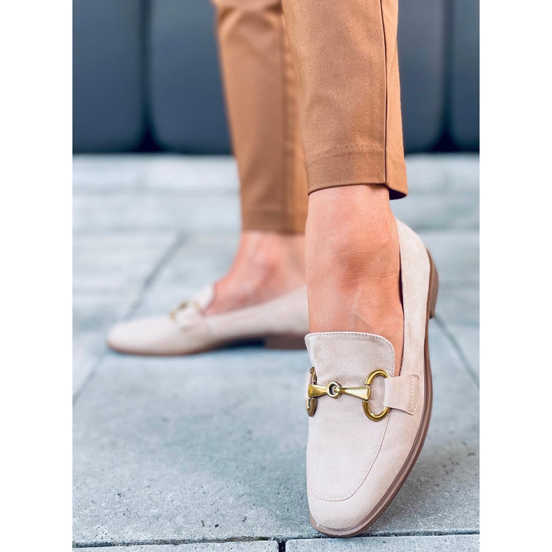 Linda Beige loafers dam 2