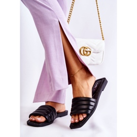 PG1 Damtofflor i svart läder med quiltning Raula 2