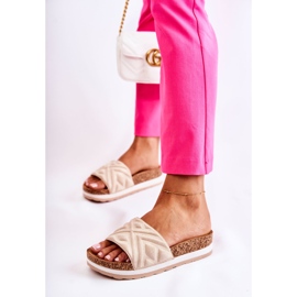 PG1 Damtofflor i mocka på en massiv plattform Beige Heritta 2