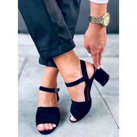 Marika Svarta högklackade sandaler 2