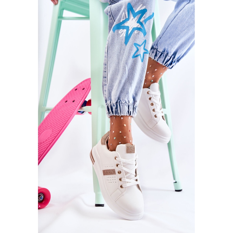 FK2 Sportskor för kvinnor, bundna vita Otylia gyllene 2