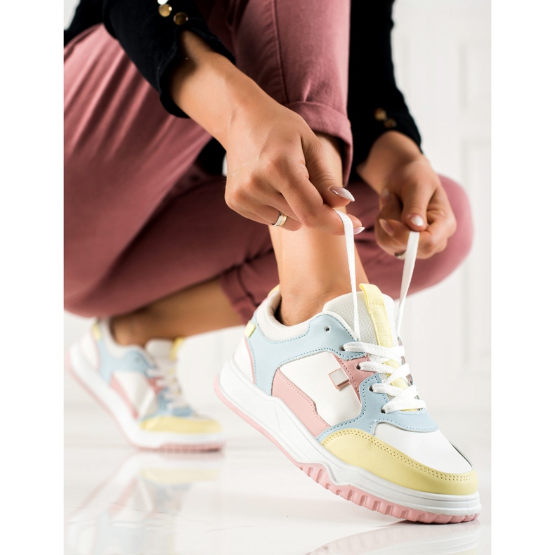 SHELOVET Färgglada sportskor vit mångfärgad 1