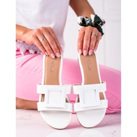 SHELOVET Klassiska damtofflor vit 1