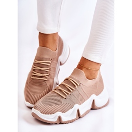 PG1 Beige Dayen Slip-On Sneakers för kvinnor 1