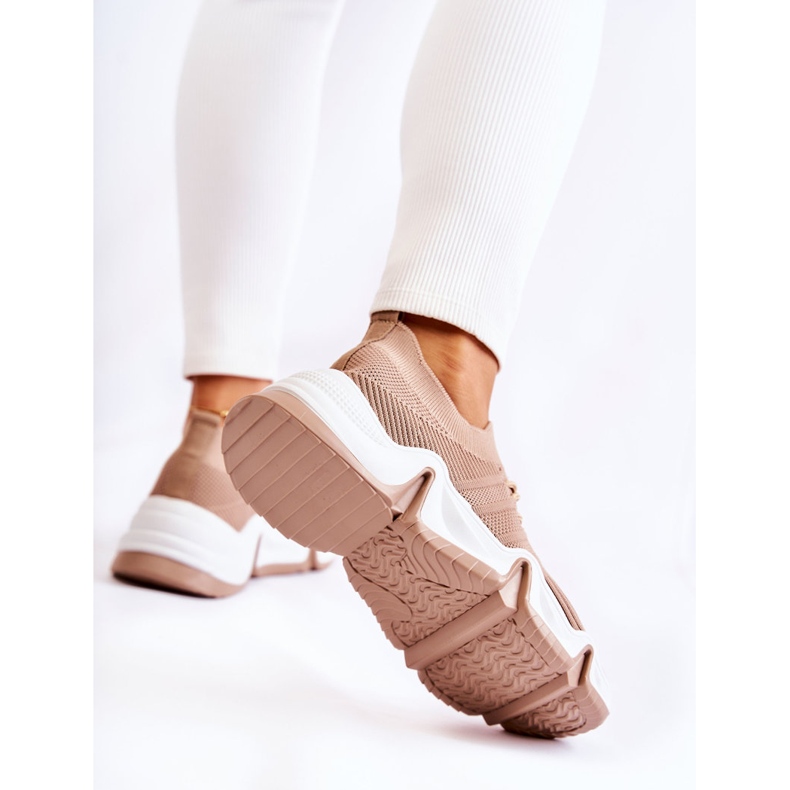 PG1 Beige Dayen Slip-On Sneakers för kvinnor 2