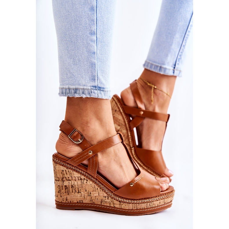 PG1 Klassiska lädersandaler på brun valorinkil 2