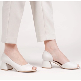 Marco Shoes Lädervita pumps 1505P 1