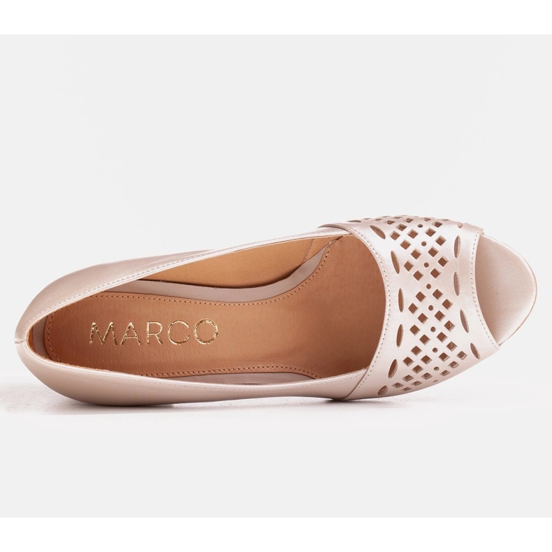 Marco Shoes Beige pumps med dekorativ perforerad front 2