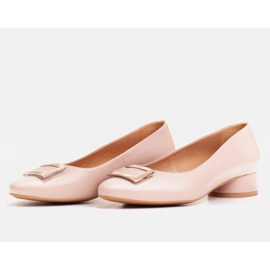 Marco Shoes Rosa ballerinor i läder med gyllene dekoration 1