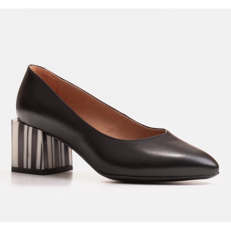 Marco Shoes Svart läder pumps med en zebra randig häl 1