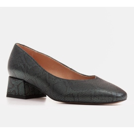 Marco Shoes Gröna ormskinnspumpar med V-ringning 1