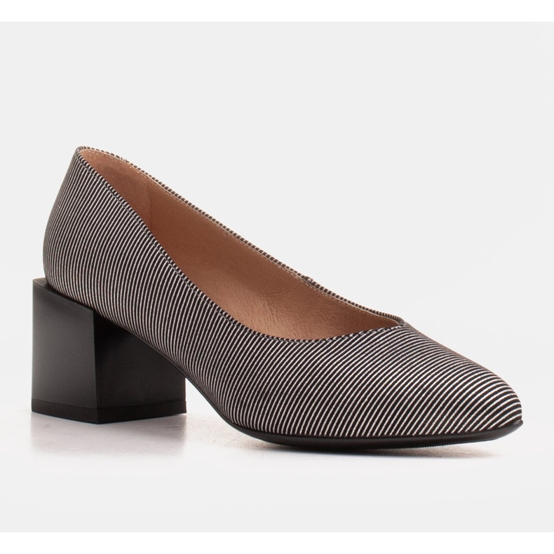 Marco Shoes Dampumpar av naturligt, mjukt läder med silverränder svart 1