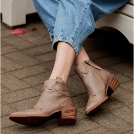 Marco Shoes Beige stövlar gjorda av naturläder utan isolering 1