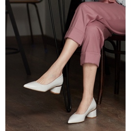 Marco Shoes Pumpar i metalliskt grått läder med guldklackar 1