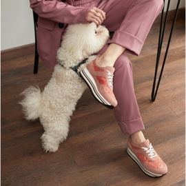 Marco Shoes Sneakers på en tjock sula med mesh som andas rosa 1