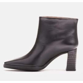 Marco Shoes Kombinerade stövlar gjorda av två typer av läder svart 1