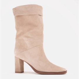 Marco Shoes Högklackade stövletter med en krage beige 1