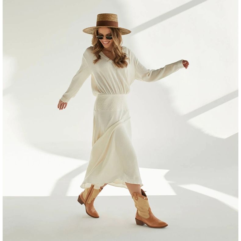 Marco Shoes Cowboystövlar i kombination av läder och linnetyg 2186B + J-003-1266-4 beige 2