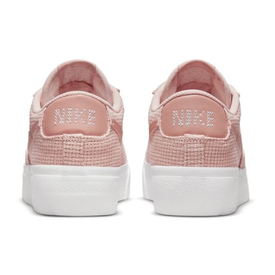 Nike Blazer Low Platform DN0744-600 skor rosa 1