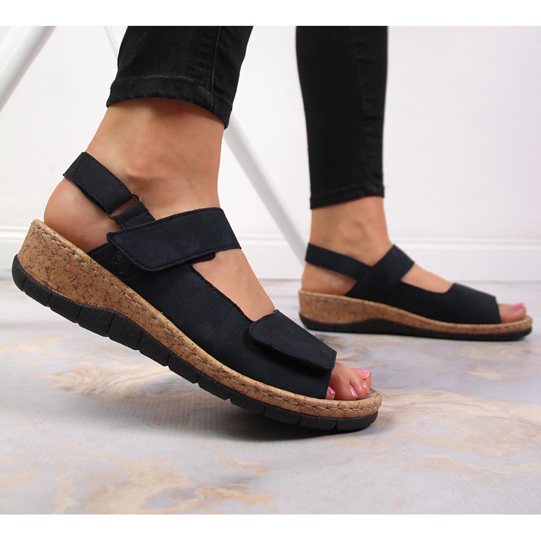 Damsandaler i läder på kilen Rieker V7170-14 marinblå 2