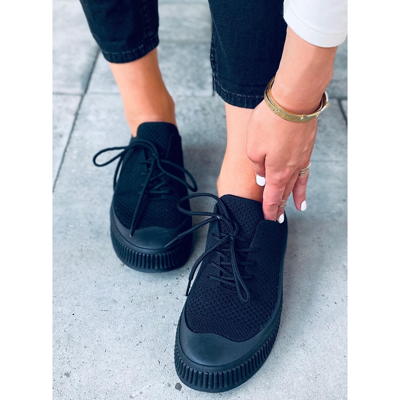 Posten Svarta strumpor för dam 2