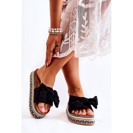 PG1 Kvinnors Tofflor På En Massiv Plattform Med En Rosett Svart Macardi 2