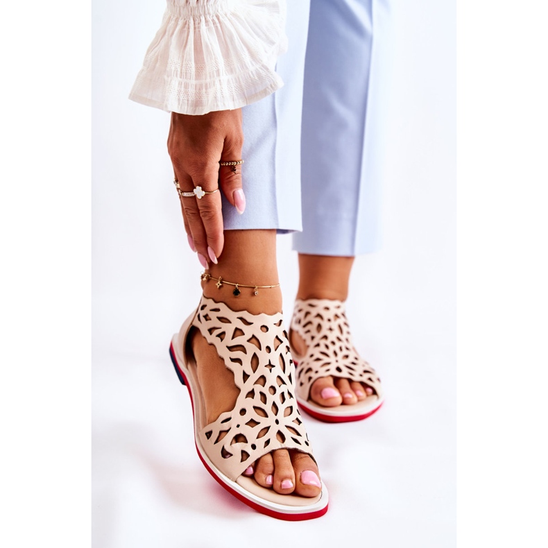 PA2 Läder lätta genombrutna sandaler Beige Alima 1