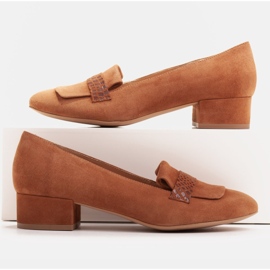 Radoskór Klassiska bruna dampumps för en bredare fot 1