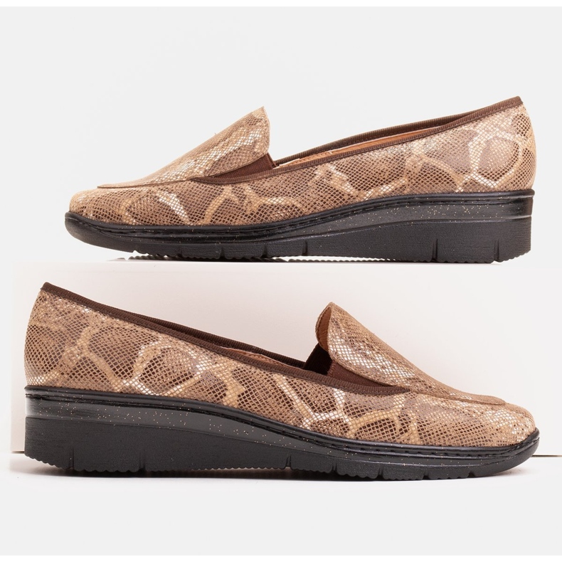 Radoskór Bekväma bruna damskor för en bredare fot 1