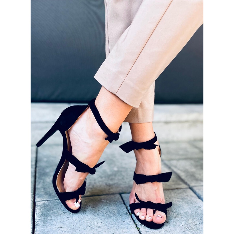 Celestia Svarta sandaler med hög klack 1