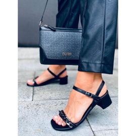 Daphne Svarta sandaler med låg klack 1