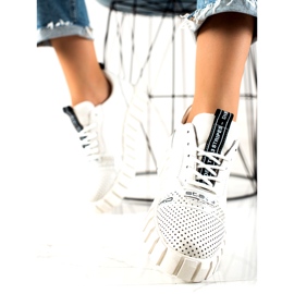 ARTIKER Vita modeläderskor 2