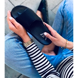 Wind Black damtofflor svart 1