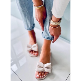 Mili Beige tofflor med rosett 1