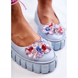 PA2 Läderballerinor på en plattform med en färgglad blå ladettedekoration 1