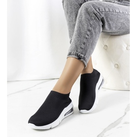 Svarta sneakers från Trudy 1