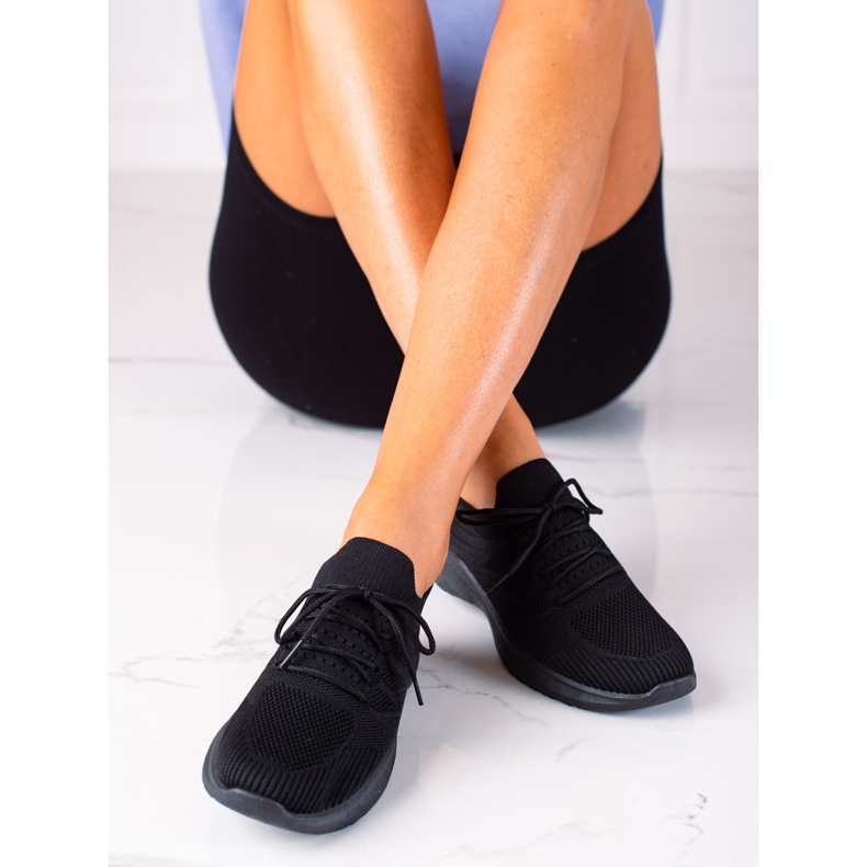 SHELOVET Bekväma träningsskor svart 1