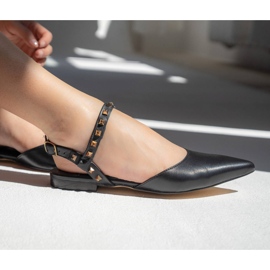 Marco Shoes Svarta sandaler med nitar 2