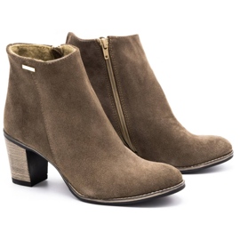 Olivier Kvinnors läderskor isolerade med jordbruna höga klackar 5