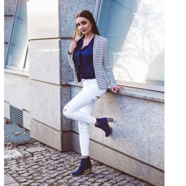 Olivier Kvinnors läderskor isolerade med jordbruna höga klackar 1