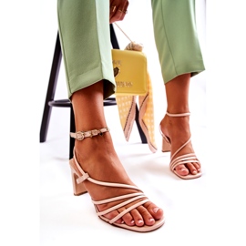 WS1 Klassiska lackade sandaler på höga klackar Beige Milani 5